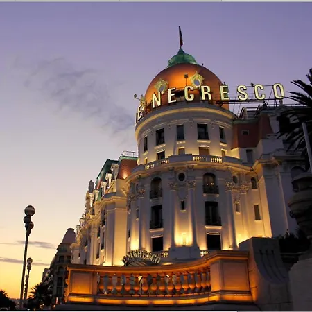 Centre - Parc Imperial - 2p Terrasse 4 Personnes * Nice